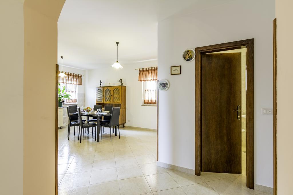 Apartmani Radmila Nova Vas  Exterior photo